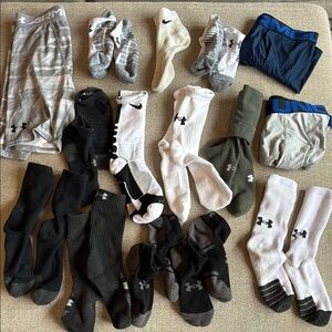 Under Armour Performance Black and Gray Athletic Socks